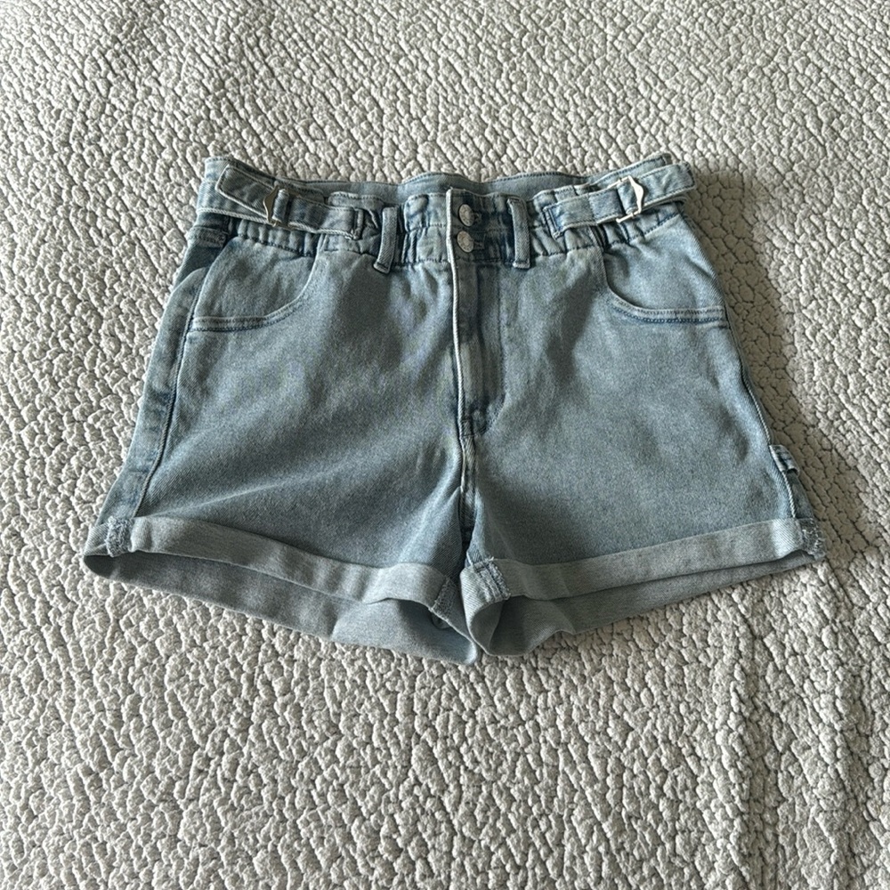 Guess Los Angeles Brand Women's Light Blue Denim Shorts-Size 29-NWOT
